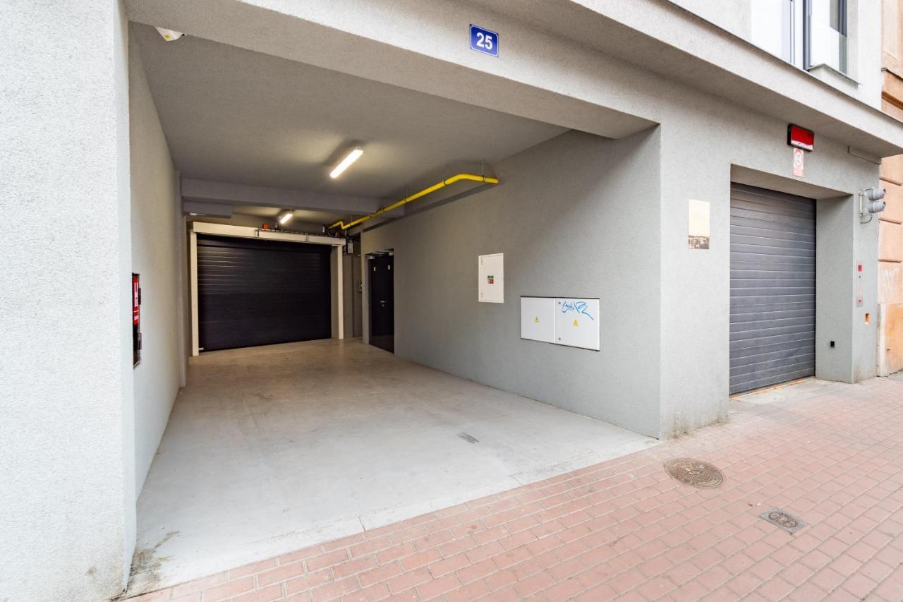 Studio Brand New Apartment #28 In New Building With Free Parking In City Center Praga Exterior foto
