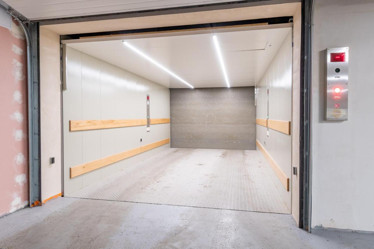Studio Brand New Apartment #28 In New Building With Free Parking In City Center Praga Exterior foto